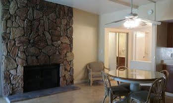 The Villas Of Palm Springs Extérieur photo
